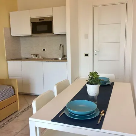 Holiday home Torre Archirafi Vacanze *