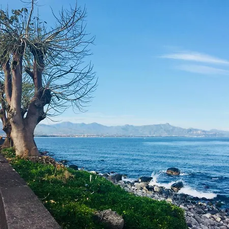 Holiday home Torre Archirafi Vacanze
